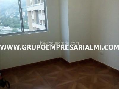 Apartamento de 2 alcobas en venta en Niquia, Bello, 56 m² · foto 3 de 7