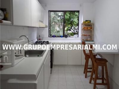Apartamento en venta en Laureles, Medellín · foto 2 de 10