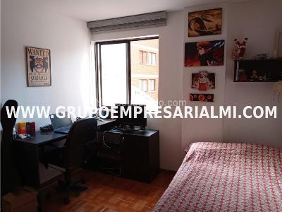 Apartamento en venta en Laureles, Medellín · foto 6 de 10
