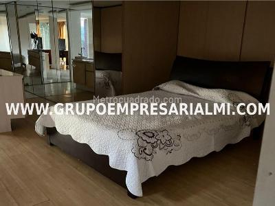 Casa de 5 alcobas en venta en El Poblado, Medellín, 1240 m² · foto 10 de 20