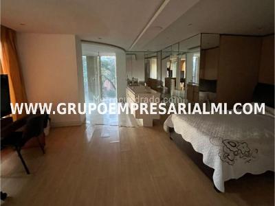 Casa de 5 alcobas en venta en El Poblado, Medellín, 1240 m² · foto 9 de 20