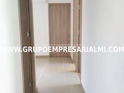 Apartamento de 3 alcobas en venta en Vegas De San Jose, Sabaneta, 89 m² · foto 8 de 20