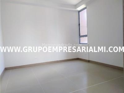 Apartamento de 3 alcobas en venta en Vegas De San Jose, Sabaneta, 89 m² · foto 9 de 20