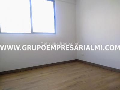Apartamento de 3 alcobas en venta en Vegas De San Jose, Sabaneta, 89 m² · foto 11 de 20