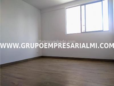 Apartamento de 3 alcobas en venta en Vegas De San Jose, Sabaneta, 89 m² · foto 14 de 20