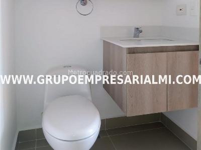 Apartamento de 3 alcobas en venta en Vegas De San Jose, Sabaneta, 89 m² · foto 18 de 20