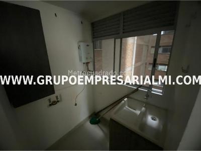 Apartamento de 2 alcobas en arriendo en El Poblado, Medellín, 70 m² · foto 10 de 11