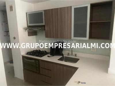 Apartamento de 2 alcobas en arriendo en El Poblado, Medellín, 70 m² · foto 5 de 11