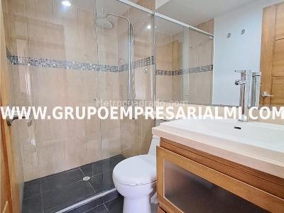 Apartamento de 2 alcobas en venta en Las Lomitas, Sabaneta, 87 m² · foto 16 de 20