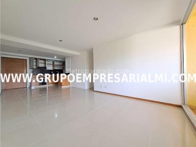 Apartamento de 2 alcobas en venta en Las Lomitas, Sabaneta, 87 m² · foto 2 de 20