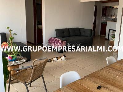 Apartamento de 3 alcobas en venta en Belen, Medellín, 122 m² · foto 3 de 20