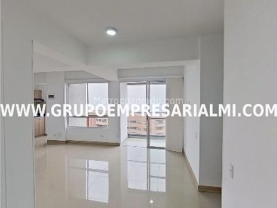 Apartamento de 3 alcobas en venta en Las Lomitas, Sabaneta, 66 m² · foto 4 de 20