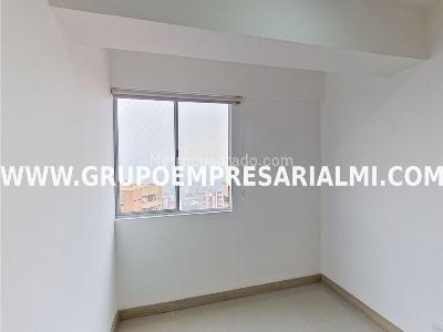 Apartamento de 3 alcobas en venta en Las Lomitas, Sabaneta, 66 m² · foto 10 de 20
