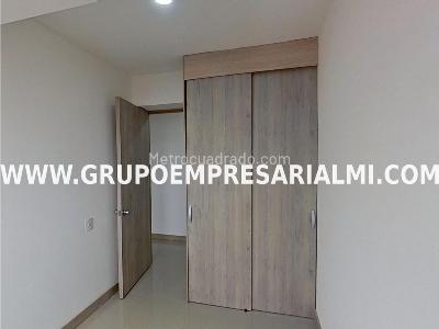 Apartamento de 3 alcobas en venta en Las Lomitas, Sabaneta, 66 m² · foto 11 de 20