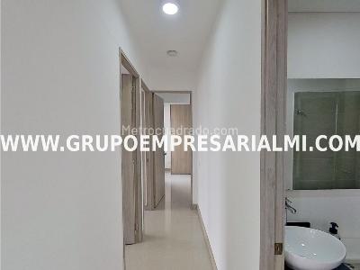 Apartamento de 3 alcobas en venta en Las Lomitas, Sabaneta, 66 m² · foto 16 de 20