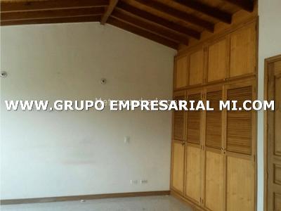Apartamento de 4 alcobas en arriendo en El Velodromo, Medellín, 190 m² · foto 8 de 14