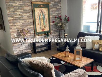 Apartamento en venta en Loma De Las Brujas, Envigado · foto 2 de 18