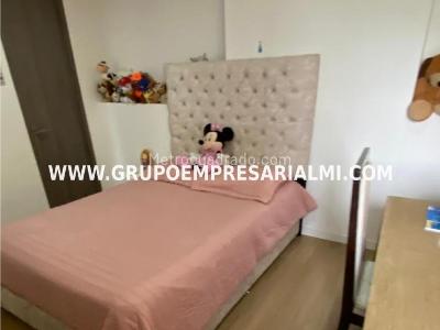 Apartamento en venta en Loma De Las Brujas, Envigado · foto 9 de 18