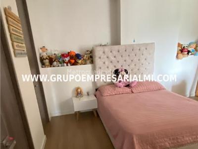 Apartamento en venta en Loma De Las Brujas, Envigado · foto 10 de 18