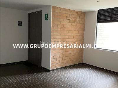 Apartamento en venta en Loma De Las Brujas, Envigado · foto 11 de 18