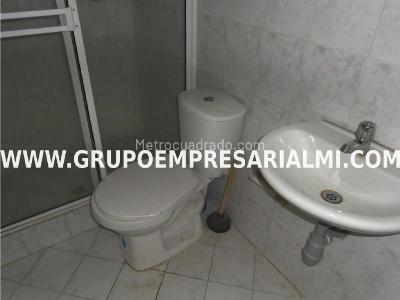 Apartamento de 2 alcobas en arriendo en Belen, Medellín, 70 m² · foto 8 de 9