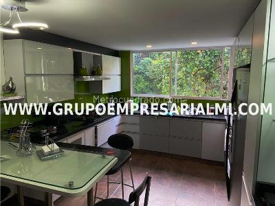 Casa de 5 alcobas en venta en Aves Maria, Sabaneta, 380 m² · foto 10 de 20