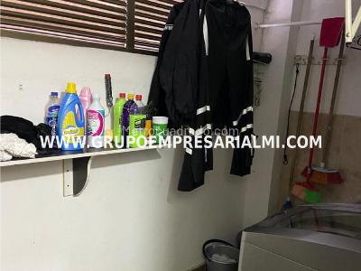 Casa de 5 alcobas en venta en Aves Maria, Sabaneta, 380 m² · foto 15 de 20