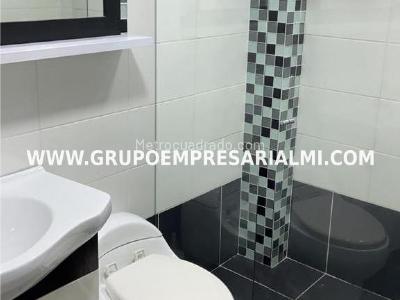 Casa de 5 alcobas en venta en Aves Maria, Sabaneta, 380 m² · foto 16 de 20