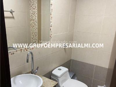 Casa de 5 alcobas en venta en Aves Maria, Sabaneta, 380 m² · foto 18 de 20