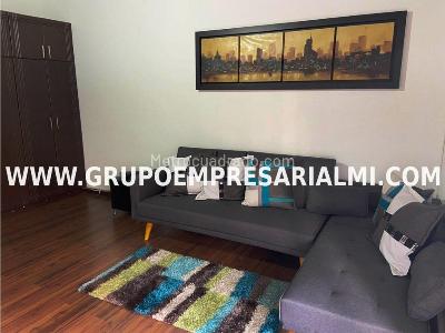 Casa de 5 alcobas en venta en Aves Maria, Sabaneta, 380 m² · foto 3 de 20