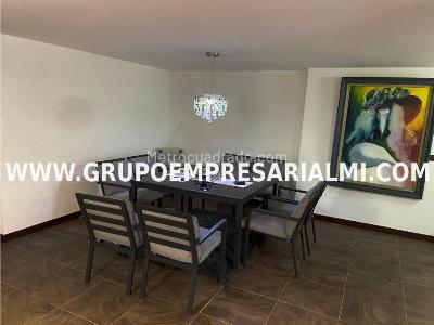 Casa de 5 alcobas en venta en Aves Maria, Sabaneta, 380 m² · foto 5 de 20