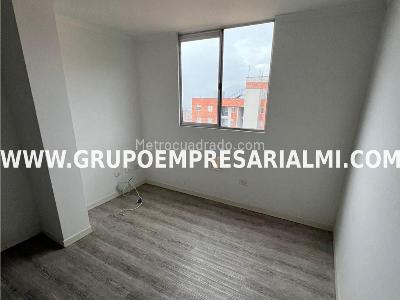 Apartamento de 3 alcobas en venta en Las Lomitas, Sabaneta, 60 m² · foto 7 de 17