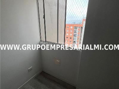 Apartamento de 3 alcobas en venta en Las Lomitas, Sabaneta, 60 m² · foto 8 de 17