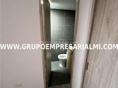 Apartamento de 3 alcobas en venta en Las Lomitas, Sabaneta, 60 m² · foto 12 de 17