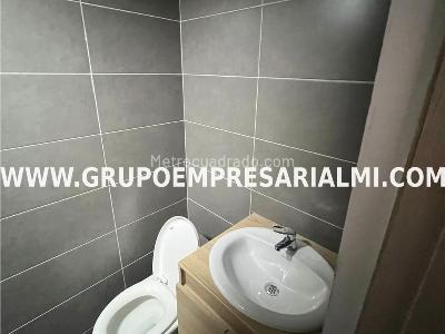 Apartamento de 3 alcobas en venta en Las Lomitas, Sabaneta, 60 m² · foto 13 de 17