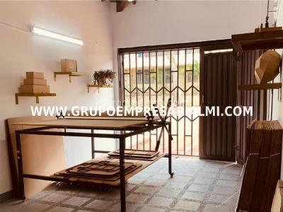 Casa de 4 alcobas en venta en La Castellana, Medellín, 220 m² · foto 11 de 11