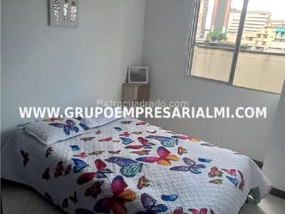 Apartamento de 3 alcobas en venta en Virgen Del Carmen, Sabaneta, 68 m² · foto 13 de 19