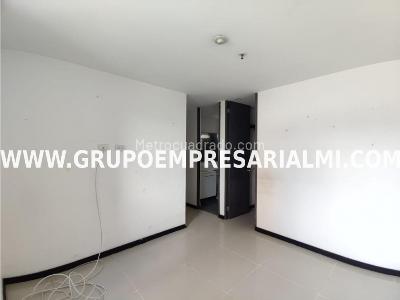 Apartamento en venta en Los Colores, Medellín · foto 12 de 20