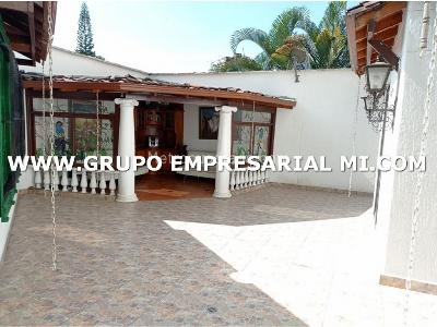 Apartamento de 3 alcobas en venta en Conquistadores, Medellín, 187 m² · foto 7 de 7