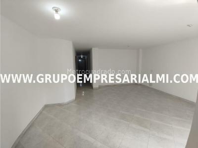 Apartamento de 4 alcobas en venta en Restrepo Naranjo, Sabaneta, 126 m² · foto 2 de 20