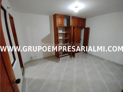 Apartamento de 4 alcobas en venta en Restrepo Naranjo, Sabaneta, 126 m² · foto 16 de 20