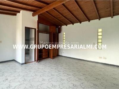 Casa de 5 alcobas en venta en El Romeral, Sabaneta · foto 5 de 20