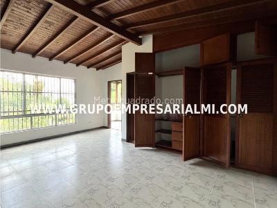 Casa de 5 alcobas en venta en El Romeral, Sabaneta · foto 6 de 20