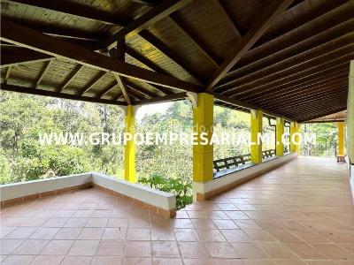 Casa de 5 alcobas en venta en El Romeral, Sabaneta · foto 11 de 20