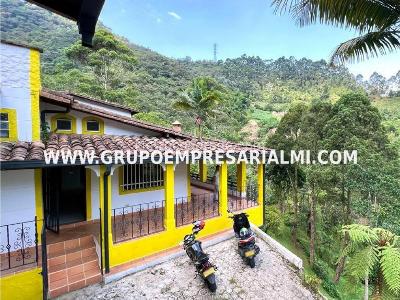 Casa de 5 alcobas en venta en El Romeral, Sabaneta · foto 14 de 20