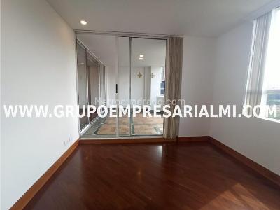 Apartamento de 3 alcobas en venta en El Poblado, Medellín, 147 m² · foto 14 de 20