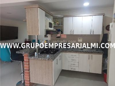 Apartamento de 3 alcobas en venta en Obrero, Bello, 82 m² · foto 3 de 11