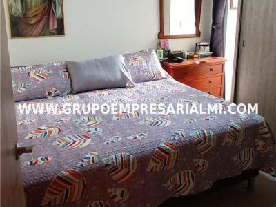 Apartamento de 3 alcobas en venta en Obrero, Bello, 82 m² · foto 7 de 11