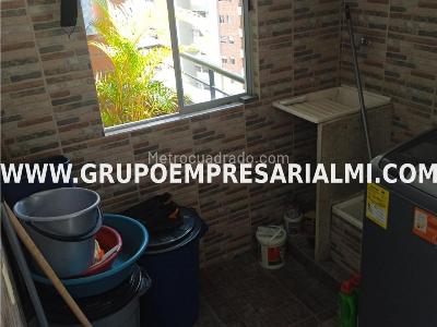 Apartamento de 2 alcobas en venta en Niquia, Bello, 69 m² · foto 8 de 17