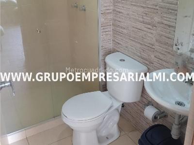 Apartamento de 2 alcobas en venta en Niquia, Bello, 69 m² · foto 10 de 17